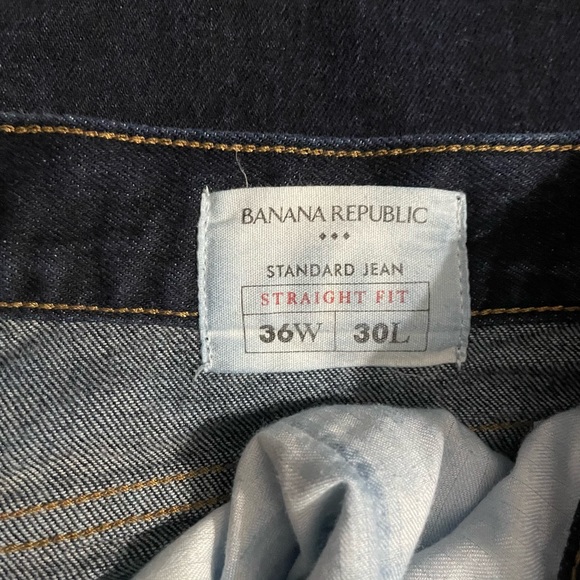 Men’s Banana Republic Standard Jean - Picture 2 of 2